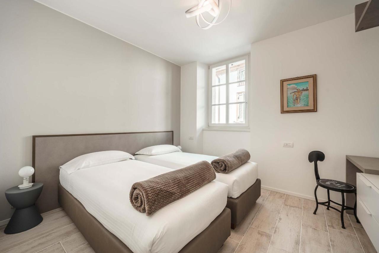 Casa Dei Maestri Luxury Apartments Arco Bagian luar foto