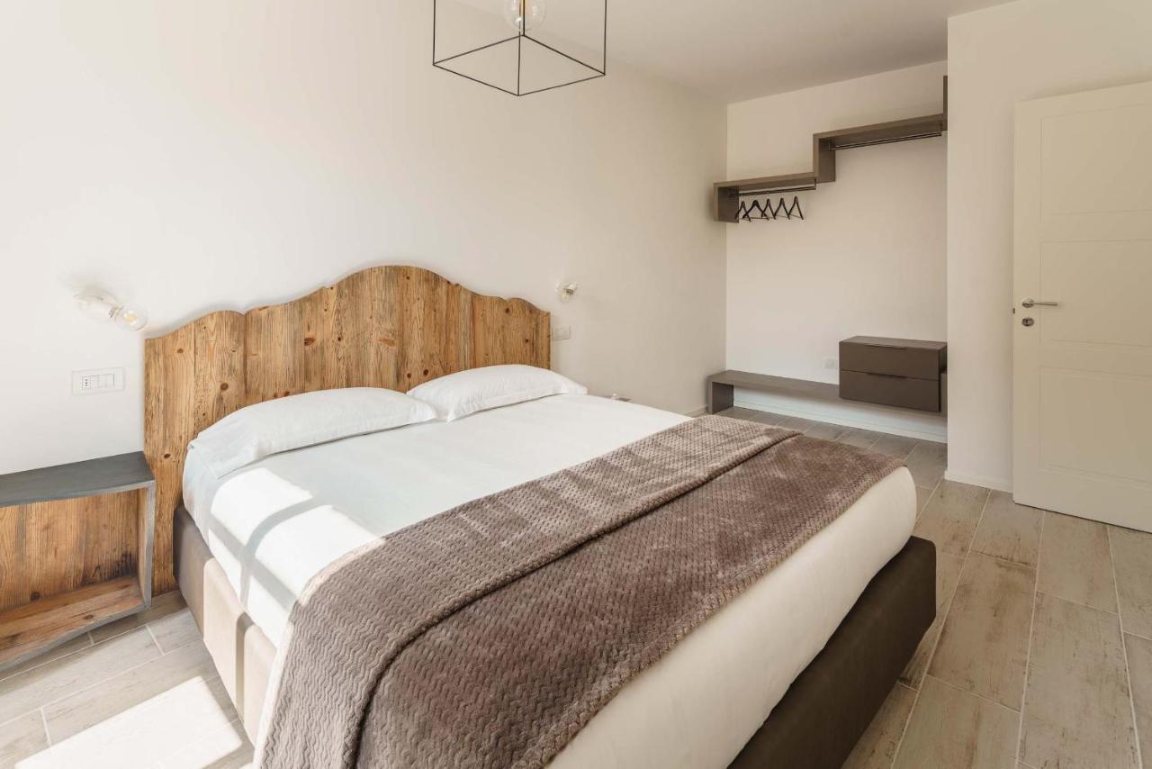 Casa Dei Maestri Luxury Apartments Arco Bagian luar foto