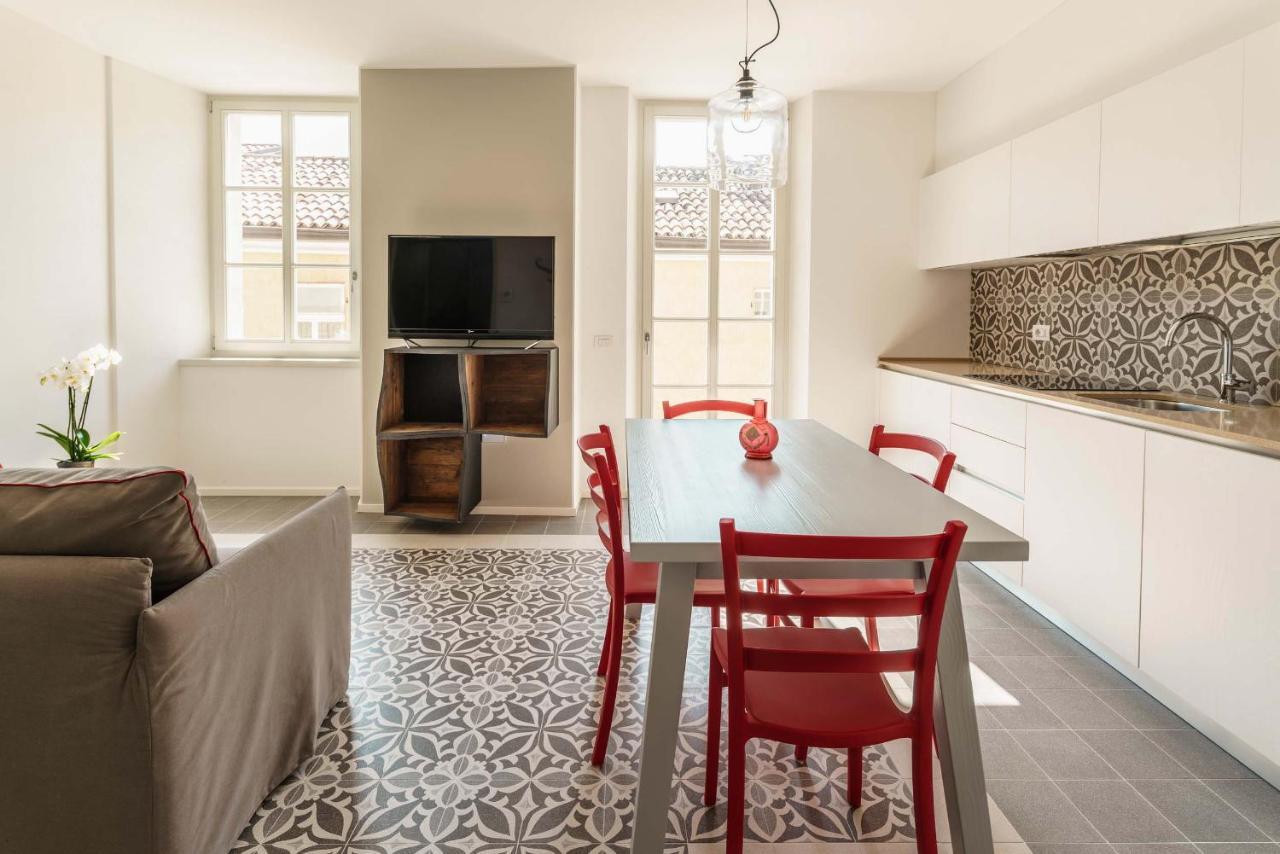 Casa Dei Maestri Luxury Apartments Arco Bagian luar foto