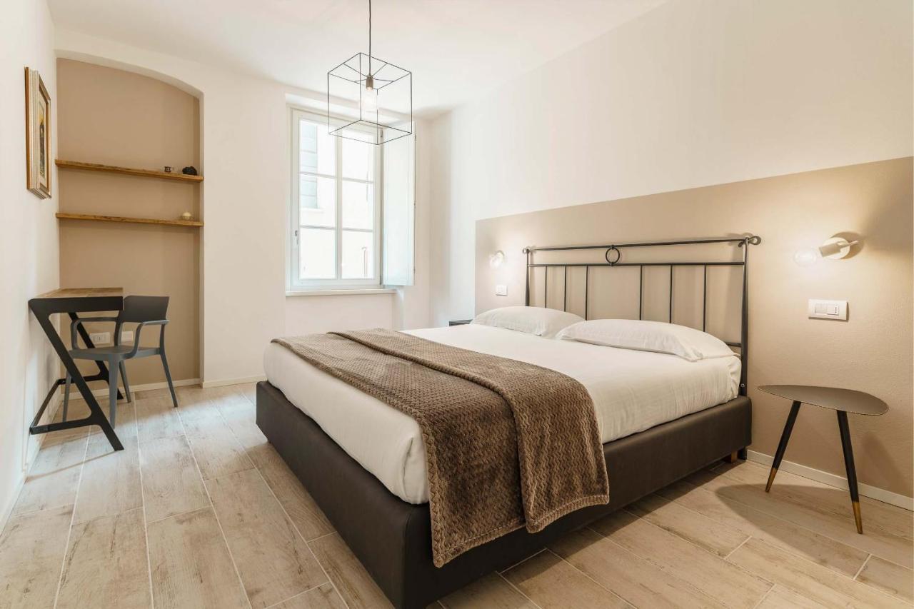 Casa Dei Maestri Luxury Apartments Arco Bagian luar foto