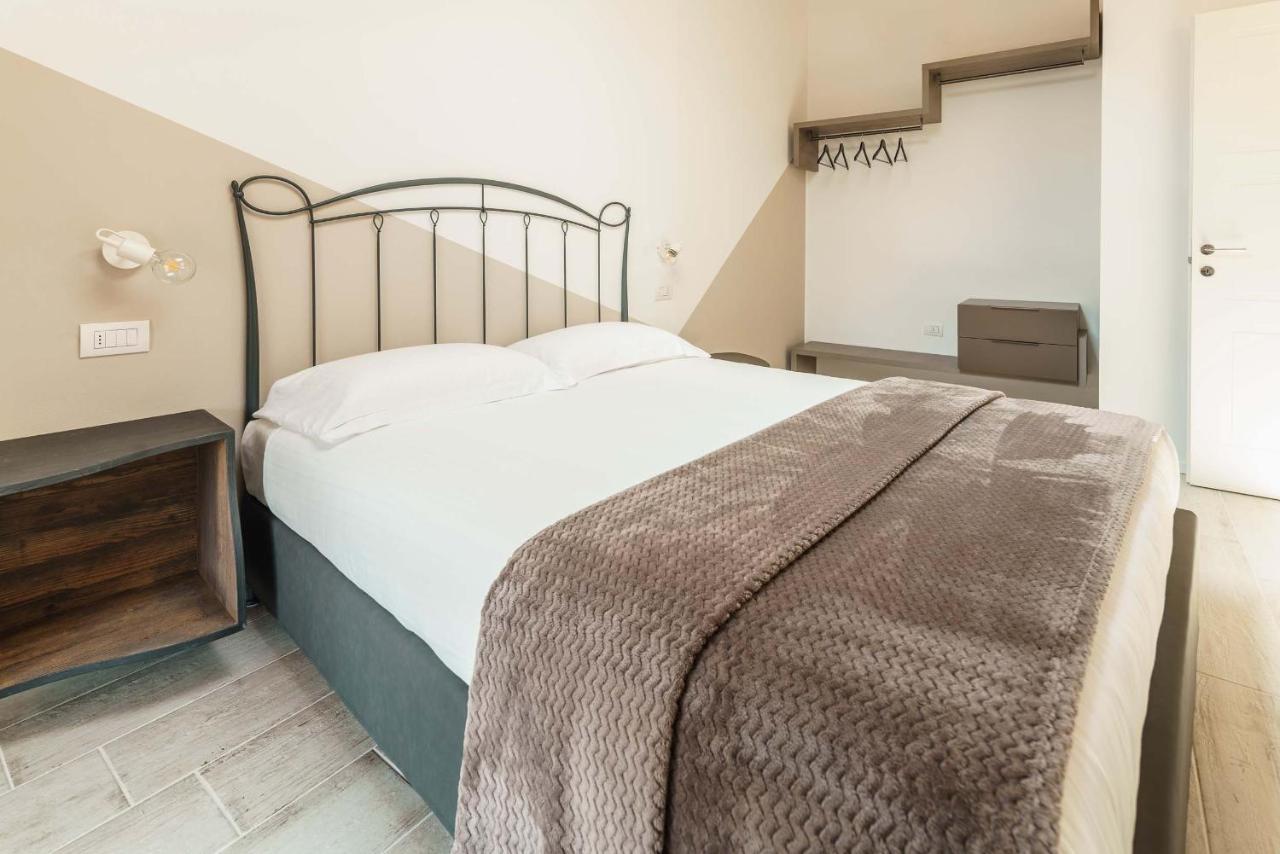 Casa Dei Maestri Luxury Apartments Arco Bagian luar foto