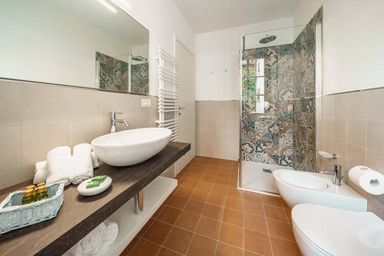 Casa Dei Maestri Luxury Apartments Arco Bagian luar foto